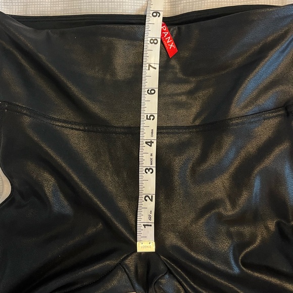 SPANX Black Faux Leather Leggings White Stripe Accent Edgy Athleisure Sporty - Picture 9 of 11